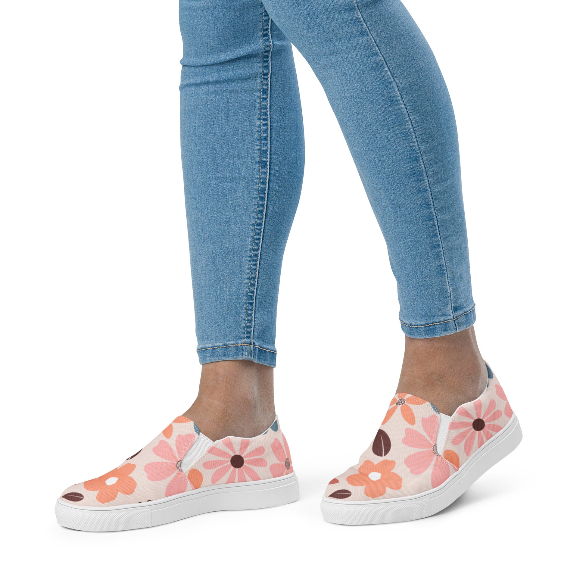 "Flowery Scene" Women’s Slip-On Canvas