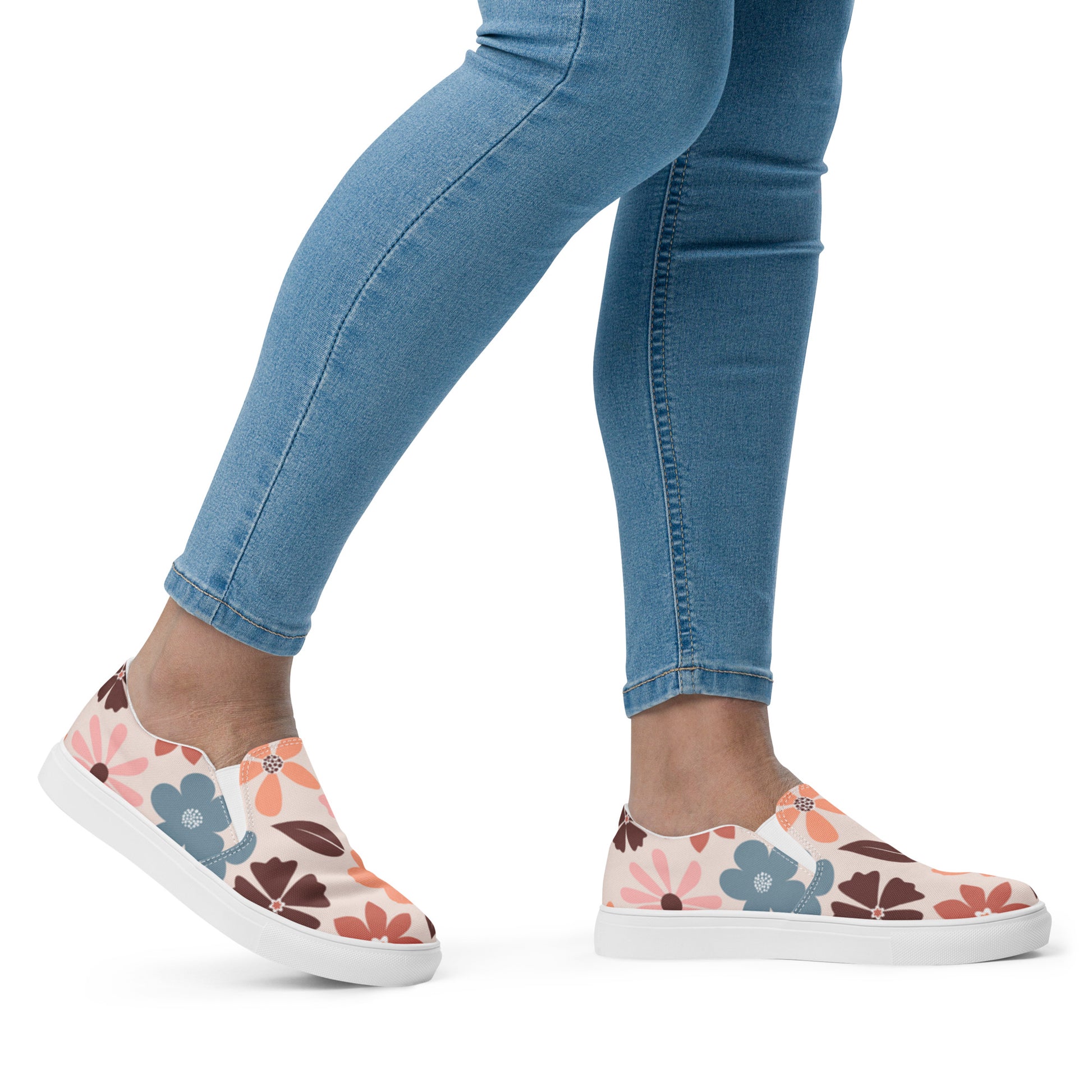 "Flowery Scene" Women’s Slip-On Canvas